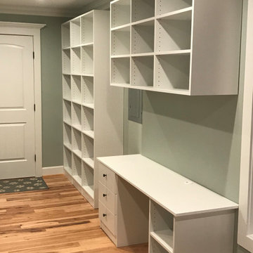 Hobby Room with Desk