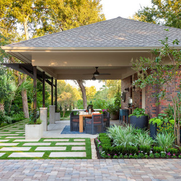 Outdoor Dining Pavilion