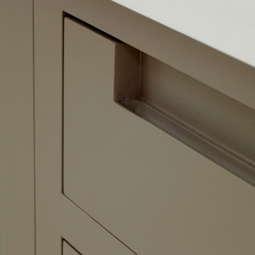 Weybridge Handleless Shaker Kitchen