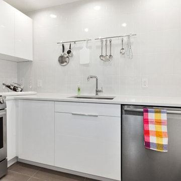 Small and Efficient New York Kitchen