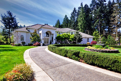 Traditional exterior home idea in Seattle