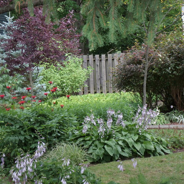 Village Cottage Garden