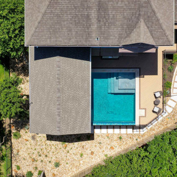 Award-Winning Pool Deck w/ Shade Cover in NW Austin