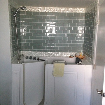 Walk-in Tub with Style
