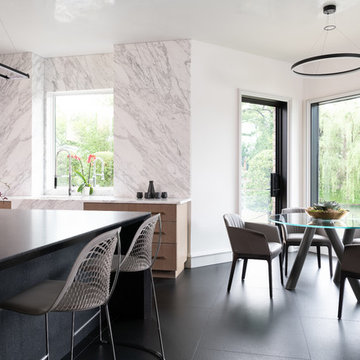 Sophisticated–Yet Alluringly Casual–in Oklahoma