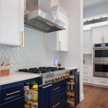 Modern: 4,950 ft², 4 BR/4 BA/2 ST home