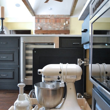 Pull out mixer drawer