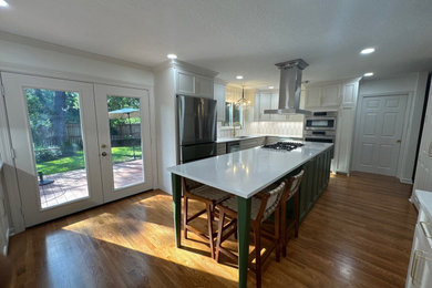 Example of a minimalist kitchen design