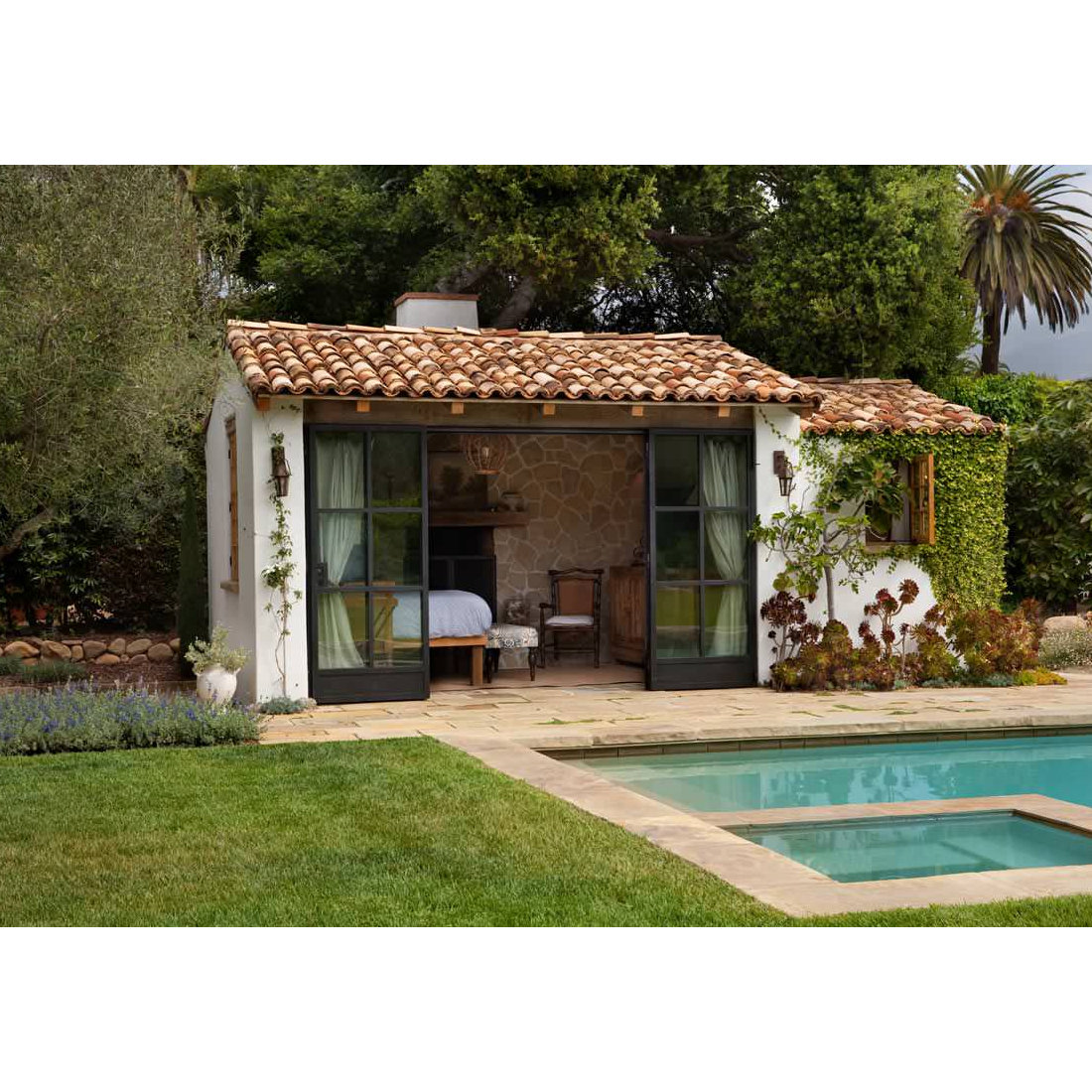 Mediterranean Pool