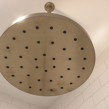 Arcadia Lakes Bathroom