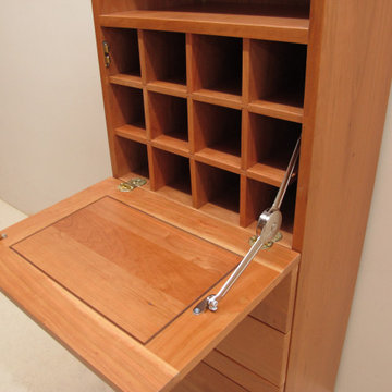 Miranda Tea Hutch