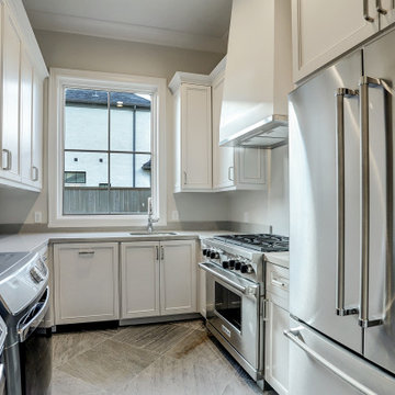 Bunker Hill - 8,156 SqFt