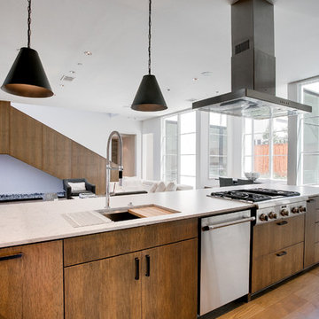 3816 Hanover