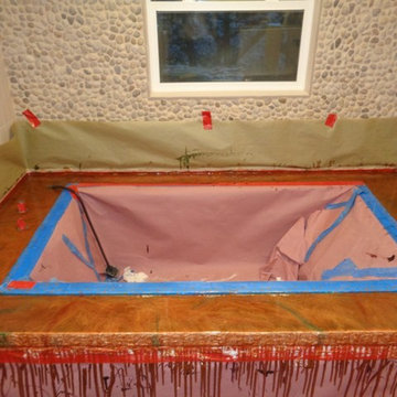 Polivka Bath Surround