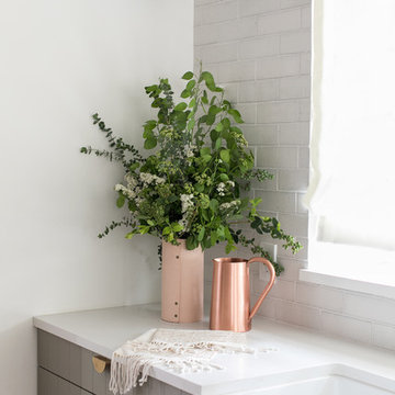 Rustic White Thin Brick Backsplash for Kitchen