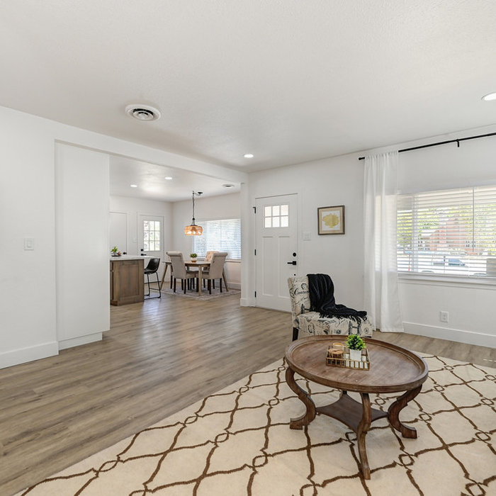 ADU Inspiration for a timeless living room remodel in Citrus Heights CA