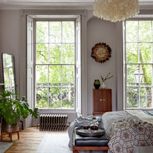 Period Details and Luxe Touches Mingle in a London Bedroom