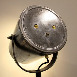 Made In Canada Spotlight V2 - Floor Lamps