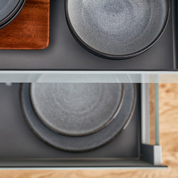 Colection 2017- BONDI | CLASSIC FS HARMONY IN BLACK AND WHITE - Pantry And Cabinet Organizers