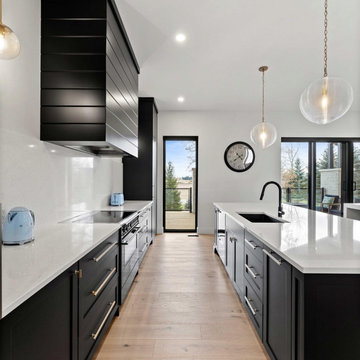 574249 old school line Woodstock ON. Canada Kitchen millwork