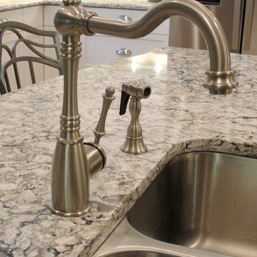 Practical and Versatile Kitchen