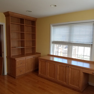 Maple color Kitchen Cabinets and Shelving - Waldorf, MD