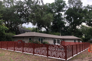 Inspiration for a modern patio remodel in Jacksonville