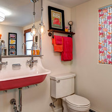 Boys Bathroom - 139 Maplewood Ave