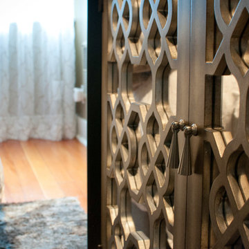 Master Bedroom: Sophisticated Chic