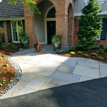 Entry with Dimensional Bluestone