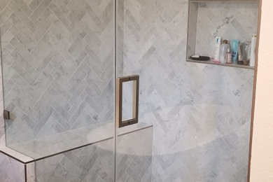 Bathroom - bathroom idea in Los Angeles