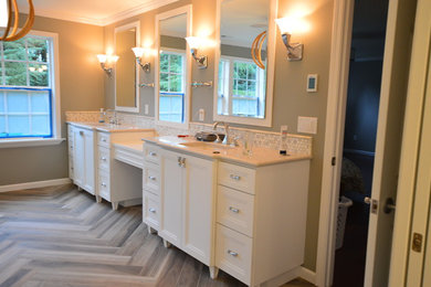 Bathroom - traditional bathroom idea in Seattle