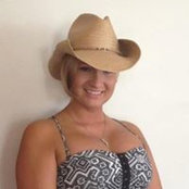 Lacey Schlappi's photo