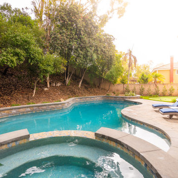 Pool w/ Sun Deck