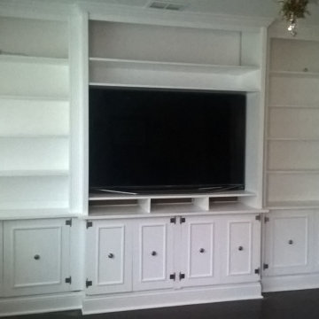 Wall unit custom built in