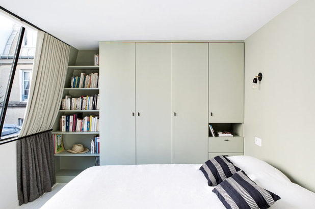 Contemporary Bedroom by WOM DESIGN