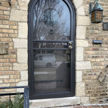 Round Top Security Storm Door / AFTER