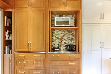 Elegant kitchen photo in Los Angeles