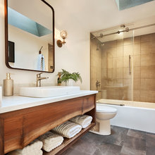 Memorial Fixer Upper - Bathroo