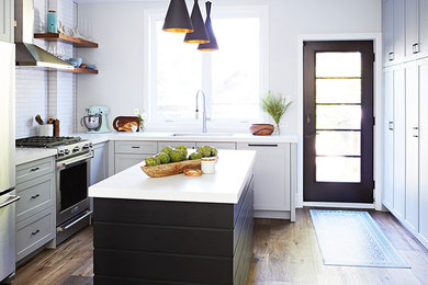 Inspiration for a kitchen remodel in Toronto