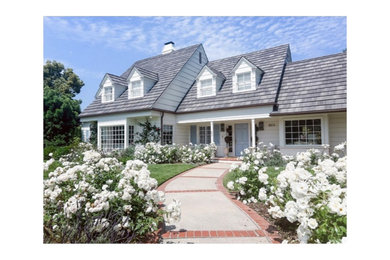 Exterior home idea in Los Angeles