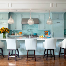 A Baker’s Dozen Colours for Kitchen Cabinets
