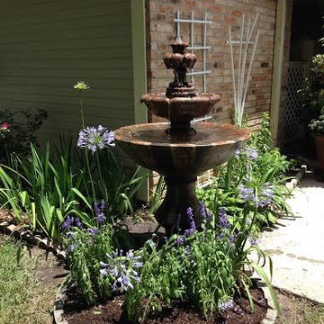 Fleur De Lis Fountains