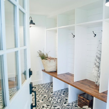 Bellevue-Dutch colonial