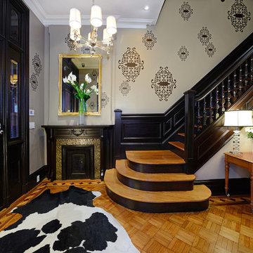 Extraordinary 28-foot wide Queen Anne mansion