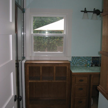 Craftsman Master Bathroom