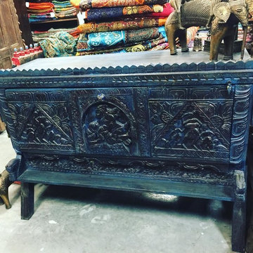 Old Hollywood Glamour Furniture & Decor