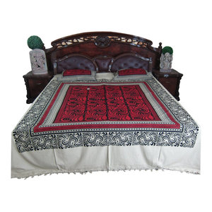Mogul Interior - Boho Tapestry Bedcover- Indian Bedding Red Cotton Bedspread Bohemian Style - Quilts And Quilt Sets