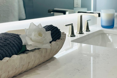Inspiration for a modern bathroom remodel in Philadelphia