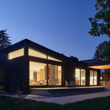 Modern Custom Home in Oakville | By Prasada